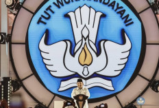 Bagaimana Rincian Kenaikan Gaji Guru di Tahun 2025? DPR juga Ingatkan Peningkatan Kualias Guru